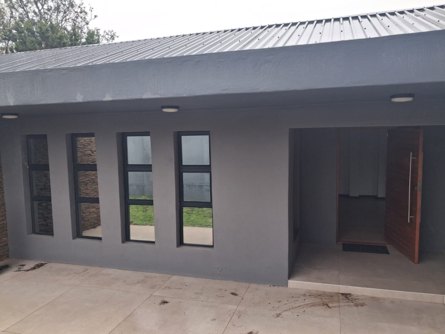 To Let 3 Bedroom Property for Rent in Greenfields Eastern Cape